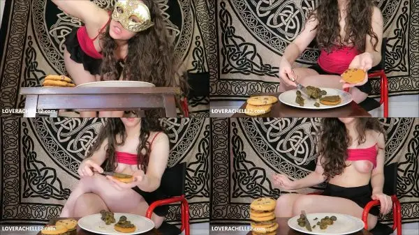 LoveRachelle2 – Feeding You My Chocolate SHIT Cookies