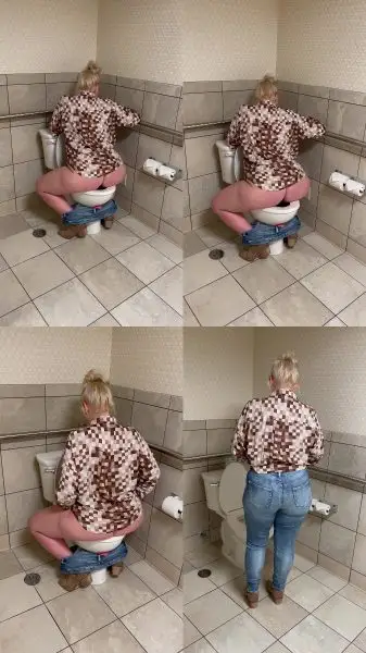ChristinaLane 21 – I Gotta Pee