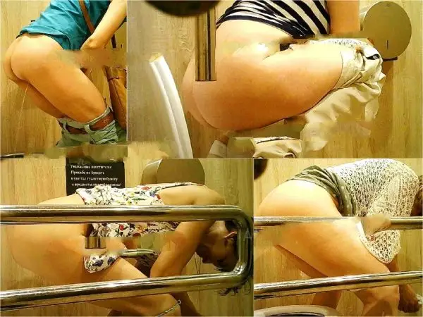 Girls on the Toilet Public Toilet 222