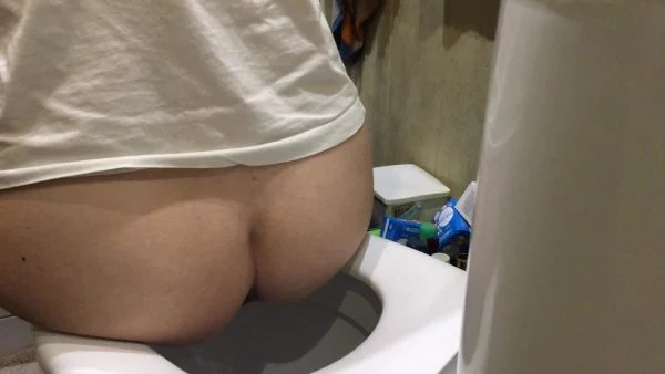 Markovna – Poop of different shape women scat videos
