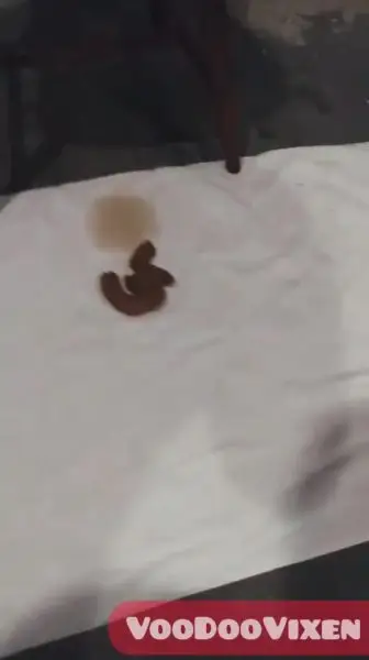 VOODOOVIXEN RubyRed’s Poop Before Her Enema Break (2scenes)
