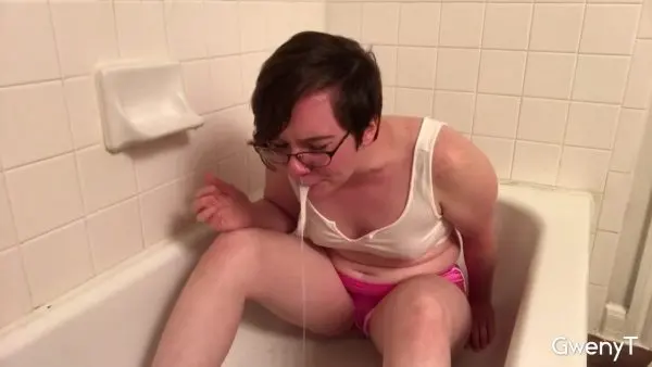 GwenyT – Milk Puke