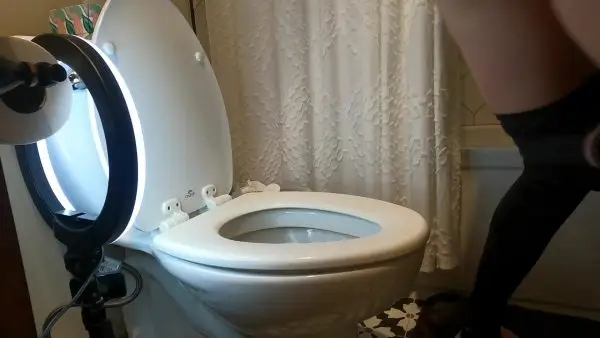 gassy – 4k Classy poo comp 3