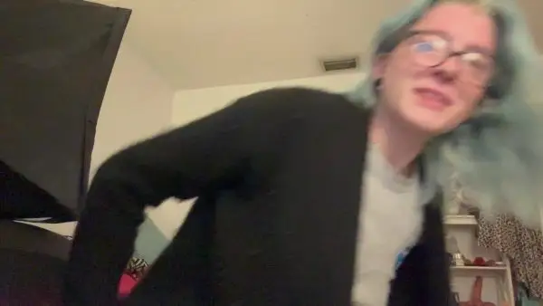 missellie8 – The Digestive Lesson – Farts and Diarrhea