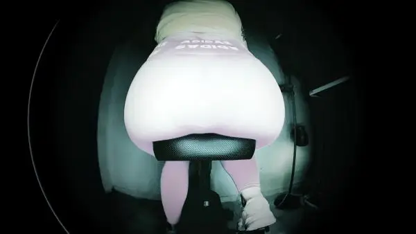 DirtyBetty – Scat Babe x Huge Diarhea Workout