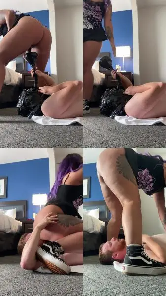 Ugly redneck dork drinks my piss before eating my shit