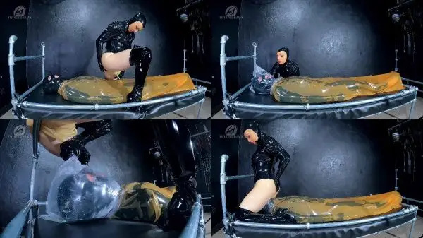 Lucie Arztin – Human Piss Bag