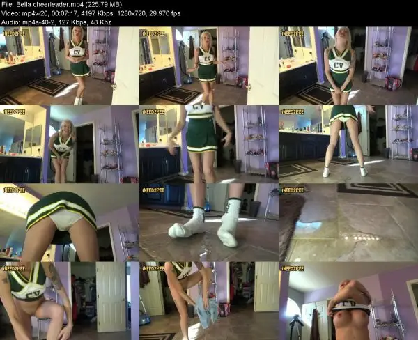Bella cheerleader