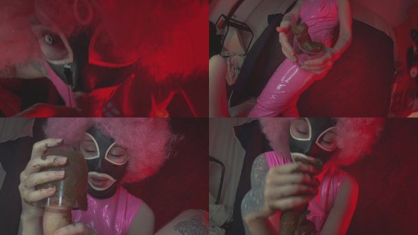 SweetBettyParlour – Midnight Golden Poo Stroking