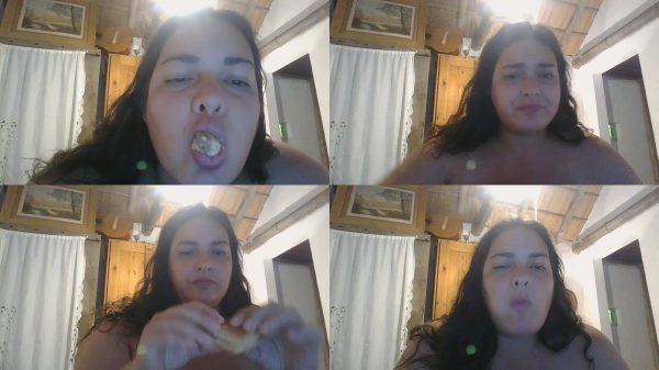Yourkinkybbw – BBW LATINA eating a POOP sandwich