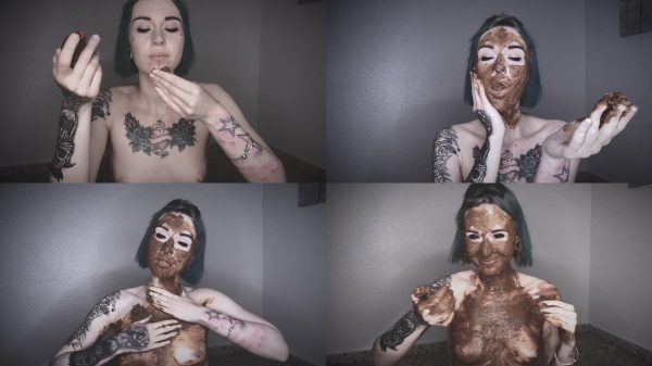 DirtyBetty – Really Dirty Girl with SHIT